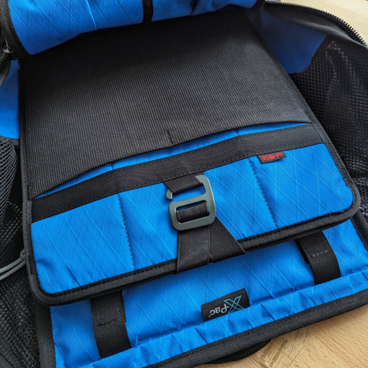 BUDDY 22 Neo - Black/Bahama blue + BLAZE 2 laptop sleeve