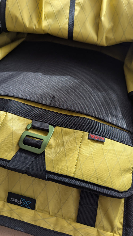 BUDDY 22 Neo - Black/Olive green/Bamboo + BLAZE 2 laptop sleeve