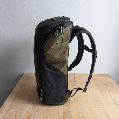 BUDDY 22 Neo - Black/Olive green/Bamboo + BLAZE 2 laptop sleeve