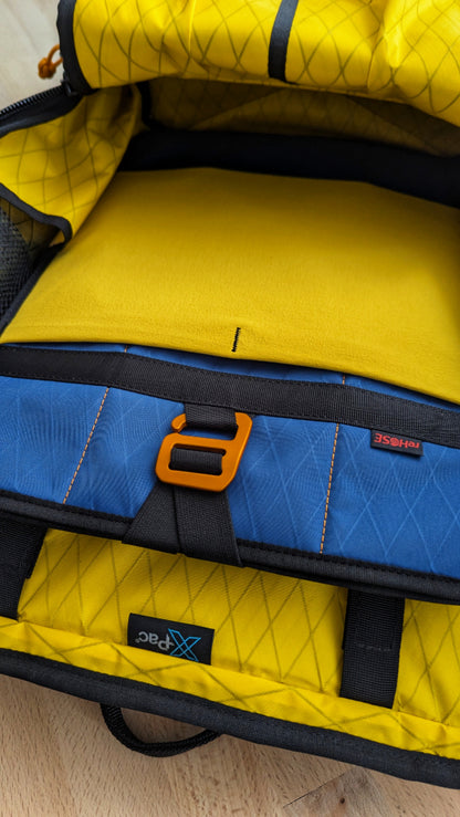 BUDDY 22 Neo - MultiCam Tropic/Yellow + BLAZE 2 laptop sleeve