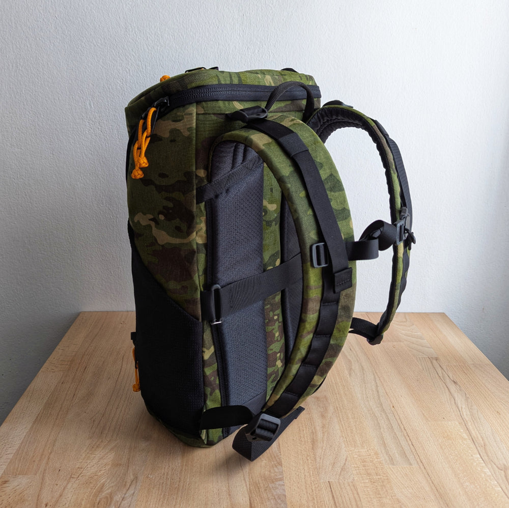 BUDDY 22 Neo - MultiCam Tropic/Yellow + BLAZE 2 laptop sleeve