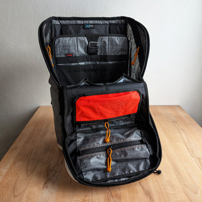 BUDDY 22 Neo - White/Black/Orange + BLAZE 2 laptop sleeve + MUTE Velcro cover