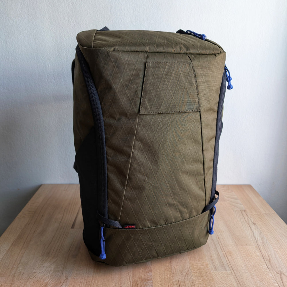 BUDDY 30 Neo - Olive green + BLAZE 2 laptop sleeve + MUTE Velcro cover