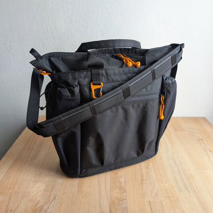 DRAG 3X - Black/Cadmium green