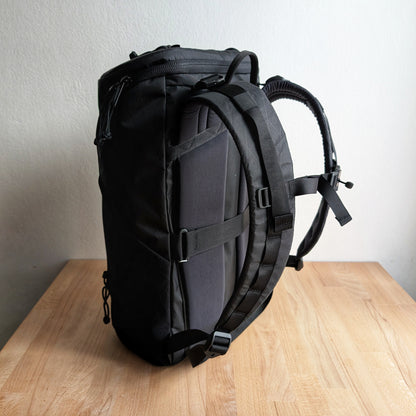 BUDDY 22 Neo - Black/Cadmium green/Hot lime + BLAZE 2 laptop sleeve + MUTE Velcro cover