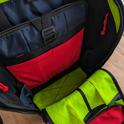 BUDDY 22 Neo - Black/Navy blue/Hot lime + BLAZE 2 laptop sleeve