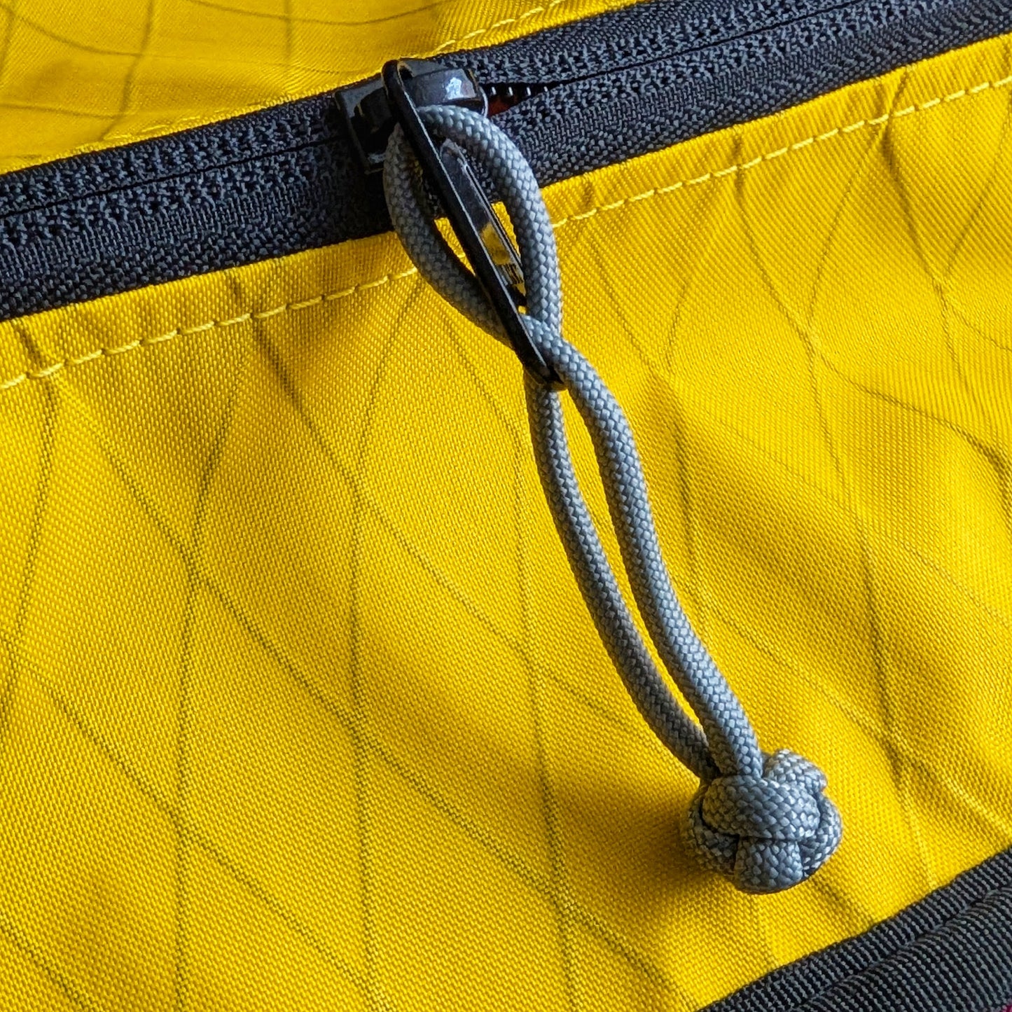 BUDDY 22 Neo - Olive green/Port/Yellow + BLAZE 2 laptop sleeve